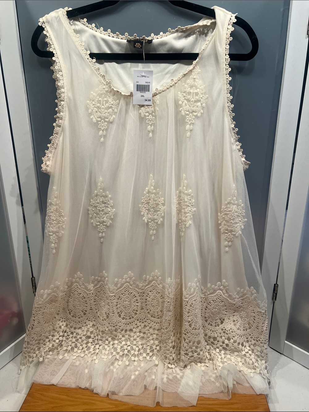 Cal style ivory chrochet tulle tank 2Xl nwt